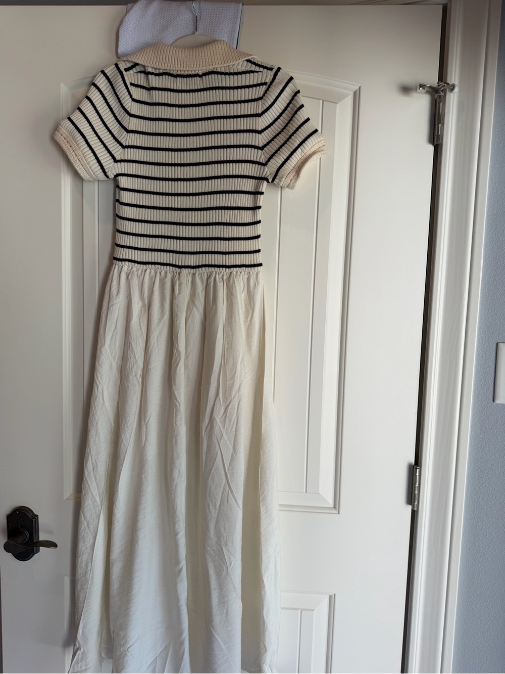Moon River Black Ivory Striped Ribbed Polo Sweater Midi Dress Size Med - Picture 3 of 13